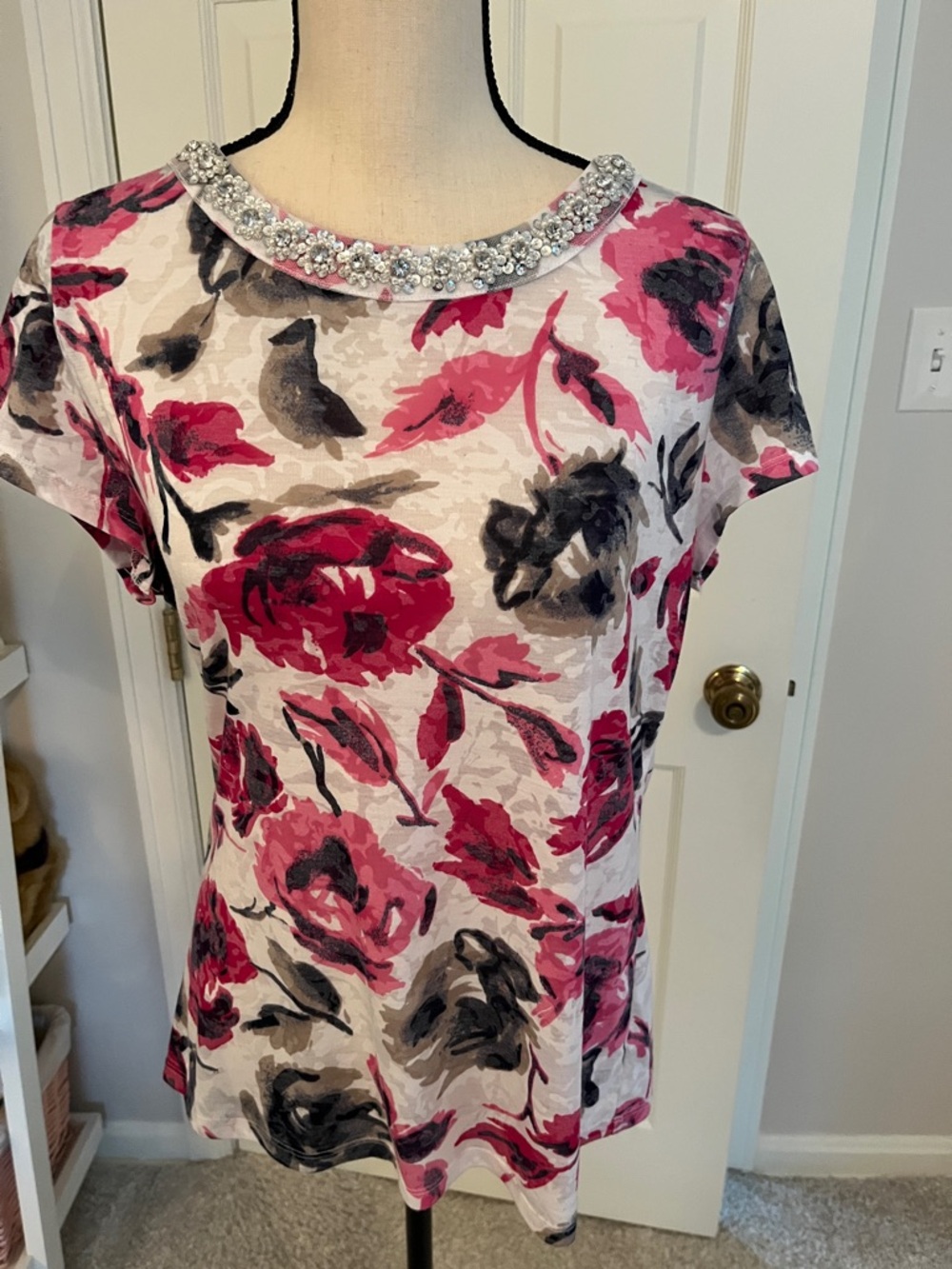 I N C Embellished Neck Floral Print Women’s Top - Pink/Black - XL